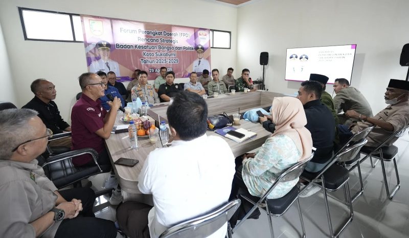 Wali Kota Sukabumi, H. Ayep Zaki, menghadiri FPD Kesbangpol, pada Selasa (29/4/2025). Foto: Humas Pemkot Sukabumi.