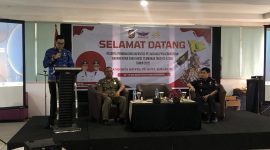 Wakil Wali Kota Sukabumi, Bobby Maulana, saat memberikan sambutan dalam giat ToT pemberantasan BKCHT Ilegal, di salah satu hotel di Jalan Bhayangkara, Kecamatan Gunungpuyuh, pada Selasa (20/5/2025). Foto: Nuria Ariawan.