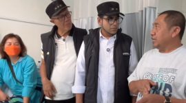 Wali Kota Sukabumi Ayep Zaki dan Wakil Wali Kota Bobby Maulana menjenguk korban penyiraman air keras di RSUD Bunut.