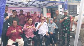 Wali Kota Sukabumi, Ayep Zaki, didampingi Kepala DPMPTSP, Iskandar Ifhan, menghadiri kegiatan Si Jimat Boss, pada beberapa waktu lalu. Foto: Istimewa.