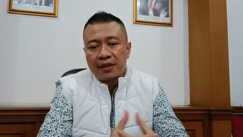 Mantan Wakil Ketua DPRD Kota Sukabumi, Jona Arizona. Foto: Istimewa.