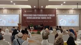 RAI Hergun bersama KPU Kota Sukabumi menggelar sosialisasi dan pendidikan pemilih berkelanjutan di salah satu hotel di Jalan Siliwangi, Kecamatan Cikole, pada Sabtu (21/6). Foto: Nuria Ariawan.