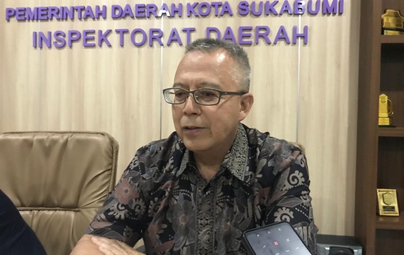 Inspektur Daerah Kota Sukabumi, Yudi Yustiawan, saat diwawancarai. Foto: Nuria Ariawan.