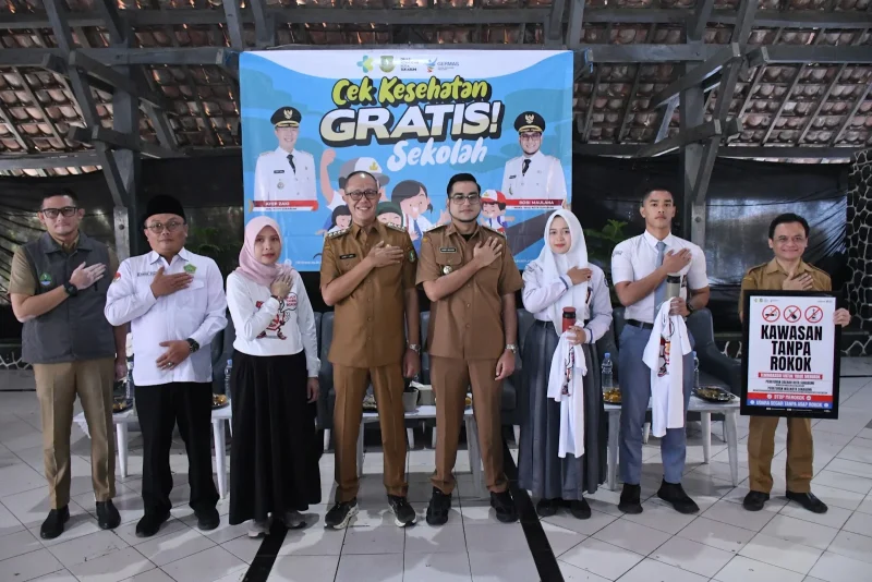 Wali Kota Sukabumi, Ayep Zaki, secara resmi meluncurkan program PKG untuk anak sekolah, pada Senin (4/8). Foto: Humas Pemkot Sukabumi.
