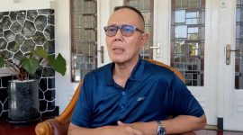 Wali Kota Sukabumi, Ayep Zaki, saat diwawancarai. Foto: Nuria Ariawan.