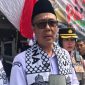 Wali Kota Sukabumi, Ayep Zaki, saat diwawancarai usai menghadiri aksi bela Palestina di Lapang Merdeka, Minggu (31/8). Foto: Boy