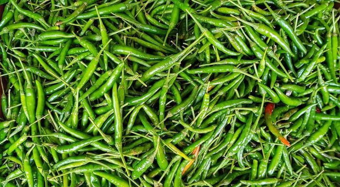Harga cabai yang dijual di Pasar Kota Sukabumi. Foto: Pixabay.