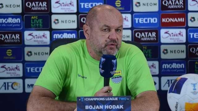 Pelatih Persib Bandung, Bojan Hodak. Foto: Arsip Persib Bandung.