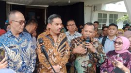 Anggota DPR RI Fraksi Partai Demokrat, Iman Adinugraha, bersama Menteri UMKM RI, Maman Abdurrahman, Menteri PPPA Arifah Fauzi, dan Wali Kota Sukabumi Ayep Zaki.
