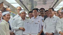 Wali Kota Sukabumi Ayep Zaki dampingi Gubernur Jabar meninjau jalur KA dan mendukung kerja sama pengembangan konektivitas serta kereta wisata.
