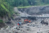Tambang ilegal di taman nasional merapi.
Foto: Istimewa 