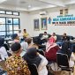 Anggota DPR RI dari Fraksi Partai Demokrat, Iman Adinugraha, saat melakukan pertemuan dengan para guru, kepala sekolah, dan Ketua PGRI Cabang Palabuhanratu. (Foto/ Iman Adinugraha).