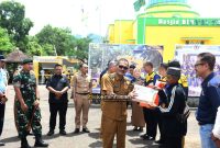 Dinas PU Kabupaten Sukabumi peringati hari bakti PU dengan menggelar aksi sosial.