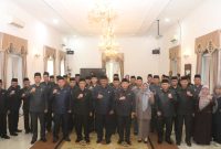 Bupati Sukabumi Drs H. Asep Japar MM., melantik empat pejabat eselon IIb, pada Jumat (12/12).