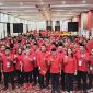 Foto bersama DPP PDI P bersama pengurus  baru DPC se Jabar.