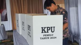 Ilustrasi. Proses pencoblosan pada gelaran Pilkada serentak 2024. Foto: Istimewa.