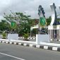 Kondisi pembangunan Tugu Batas Kota yang berlokasi di Jalan Letkol Eddie Soekardi, sudah 100 persen pengerjaan, belum lama ini. Foto: Istimewa.