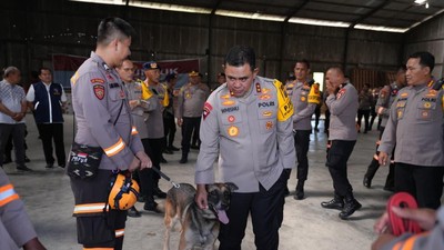 Anjing pelacak dengan kemampuan deteksi tinggi ini diharapkan mampu menjangkau area-area sulit yang tertutup lumpur tebal atau mengibaskan banjir Sumut. Foto: Istimewa.