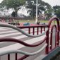 Pemasangan pagar sepanjang 117 meter di kawasan Lapang Merdeka Kota Sukabumi berhasil menurunkan volume sampah. Foto: Boy.