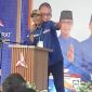 Ketua DPC Partai Demokrat Kabupaten Sukabumi, Iman Adinugraha saat memberikan pengarahan.