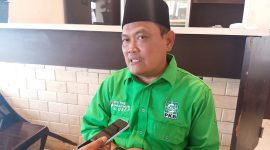 Sekretaris DPC PKB Kabupaten Sukabumi, yang juga sekaligus kandidat, H. Usep. Foto: Boy.