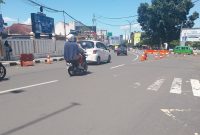 Zebra cross yang sudah memudar didepan Mapolres Sukabumi Kota. Foto: Boy