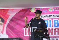 Wakil Wali Kota Sukabumi, Bobby Maulana, saat memberikan sambutan dalam peringatan Hari Buruh Internasional atau May Day 2026 yang digelar di Taman Selabintana, Sabtu (2/5). Foto: Dokpim Kota Sukabumi.