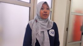 Ketua tim dokter forensik RSUD R Syamsudin SH, dr Nurul Aida Fathya, saat diwawancarai awak media terkait penyebab kematian korban penganiayaan usai dilakukan autopsi, Minggu (3/5). (Boy)