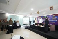 Sosialisasi peningkatan kapasitas anggota Satpol PP dan Damkar Kota Sukabumi dalam upaya pemberantasan rokok ilegal, yang digelar di salah satu hotel, di Jalan Bhayangkara, Rabu (6/5). (Istimewa)
