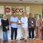 Foto bersama Anggota DPR RI Iman Adinugraha bersama SCG Cikembar