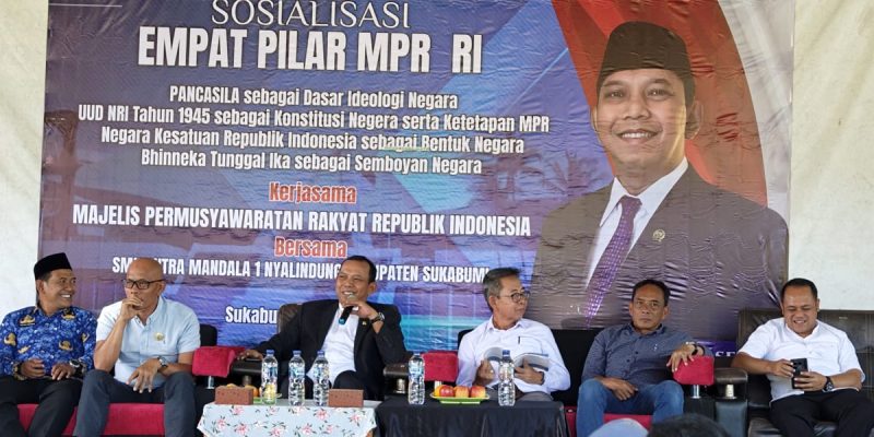 Anggota DPR RI Fraksi Partai Demokrat Dapil IV Jawa Barat Kota dan Kabupaten Sukabumi, Iman Adinugraha, saat kembali menggelar Sosialisasi Empat Pilar MPR RI