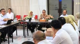 Kepala Bappeda Kota Sukabumi, Mohammad Hasan Asari, saat menggelar rapat koordinasi bersama sejumlah perangkat daerah. (Foto: Istimewa)