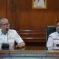 Wali Kota Sukabumi, H. Ayep Zaki, didampingi Wakil Wali Kota, Bobby Maulana, saat memimpin agenda Rapat Pimpinan Pemkot Sukabumi yang berlangsung di Oproom Sekretariat Daerah, Rabu (5/8). (Foto: Dokpim Kota Sukabumi)