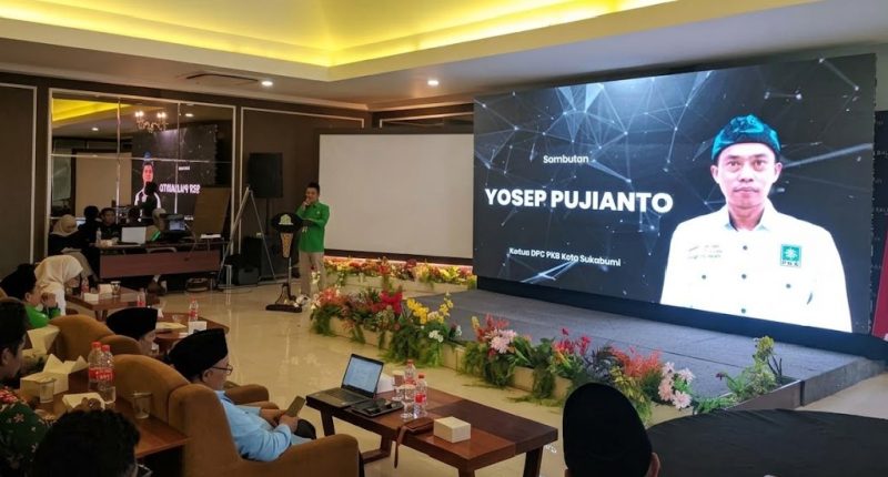 Ketua DPC PKB Kota Sukabumi, Yosep Pujianto, saat memberikan sambutan perdananya pada acara pengukuhan pengurus DPC PKB Kota Sukabumi periode 2026-2031 di Hotel Balcony, Kamis (15/10). (Foto: Istimewa)