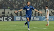 Balsa Sekulic usai mencetak gol di Stadion Si Jalak Harupat, Rabu (28/10). (Foto: Istimewa)